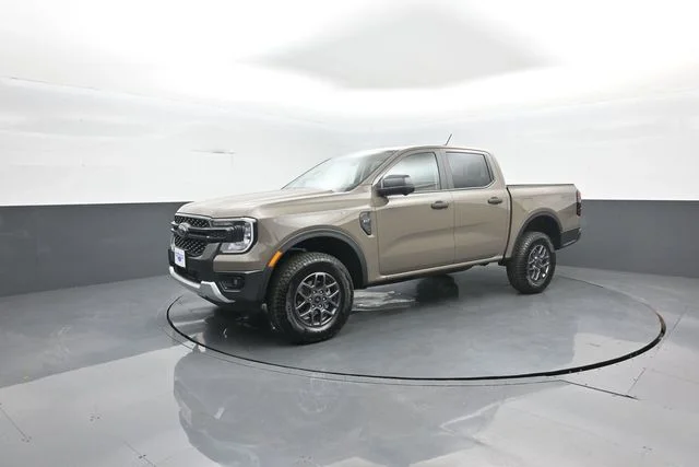 New 2026 Gray Ford XLT image 4