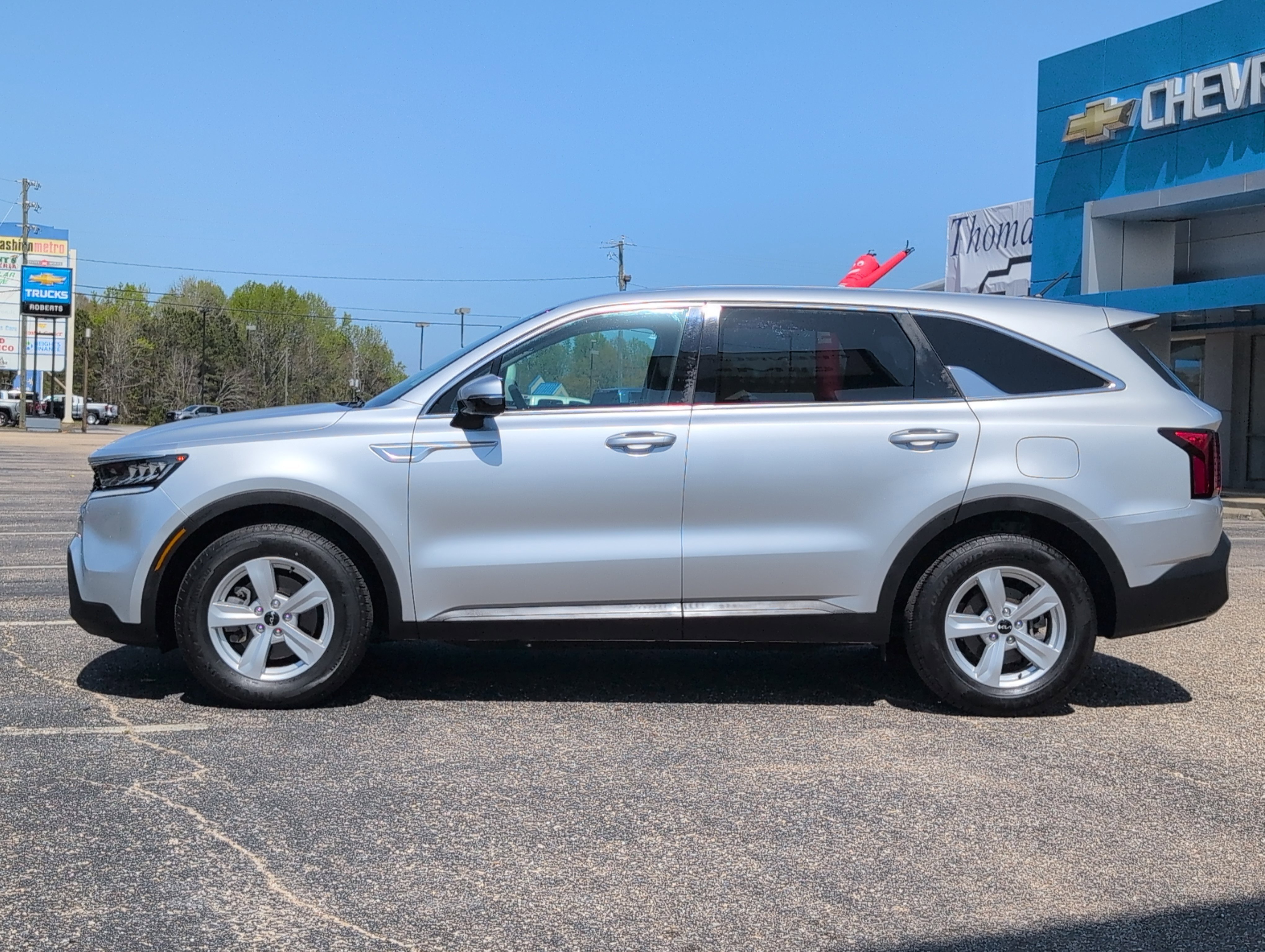 Used 2022 Kia Sorento LX with VIN 5XYRG4LC8NG099457 for sale in Thomasville, AL