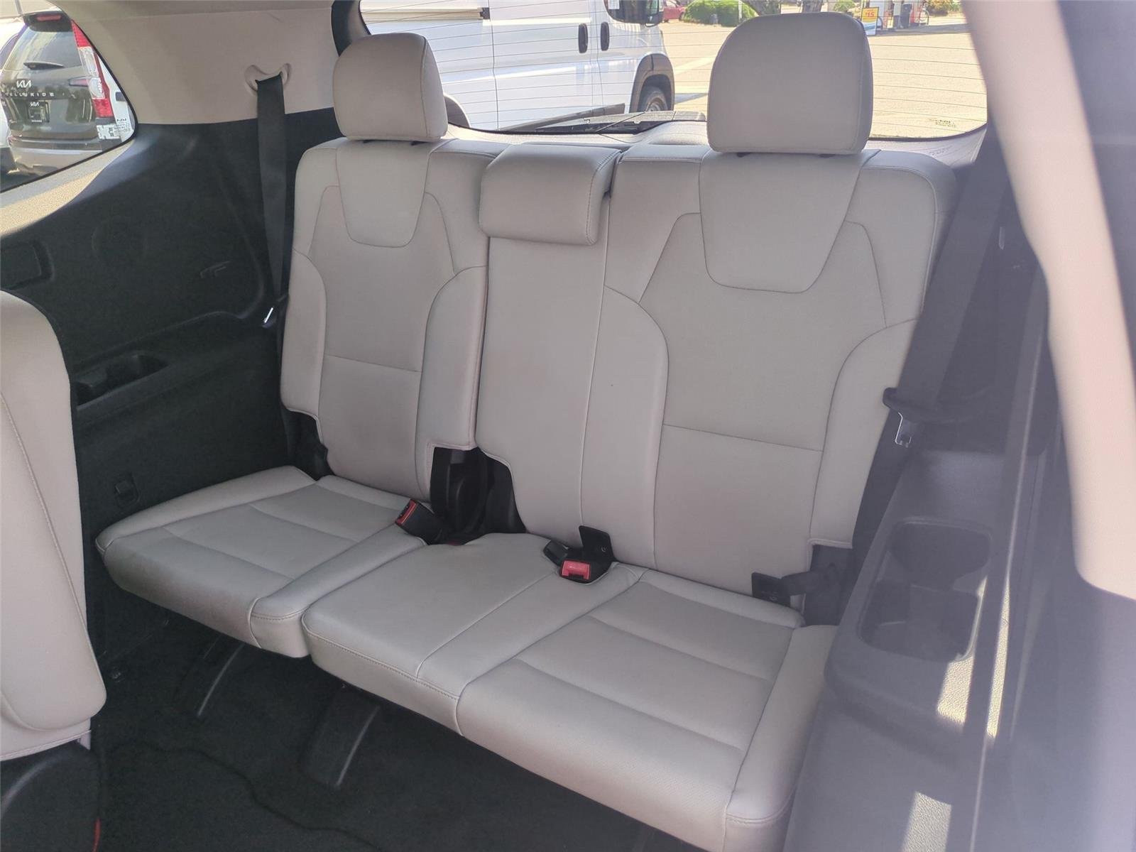 Used 2022 Glacial White Pearl Kia SX image 36