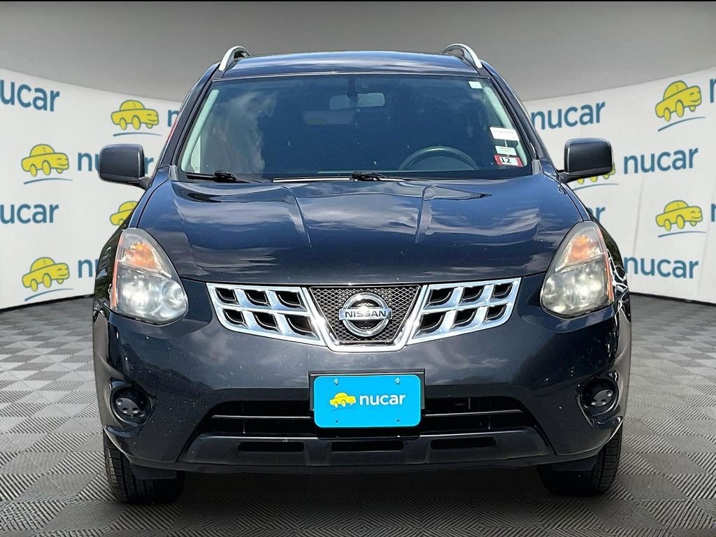 Used 2015 Black Nissan S image 2