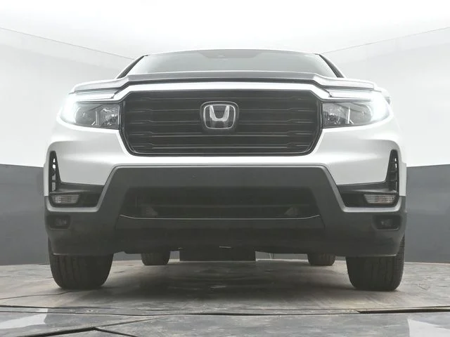Used 2023 White Honda RTL-E image 42