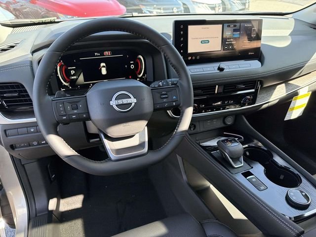 New 2026 Gold Nissan Platinum image 18