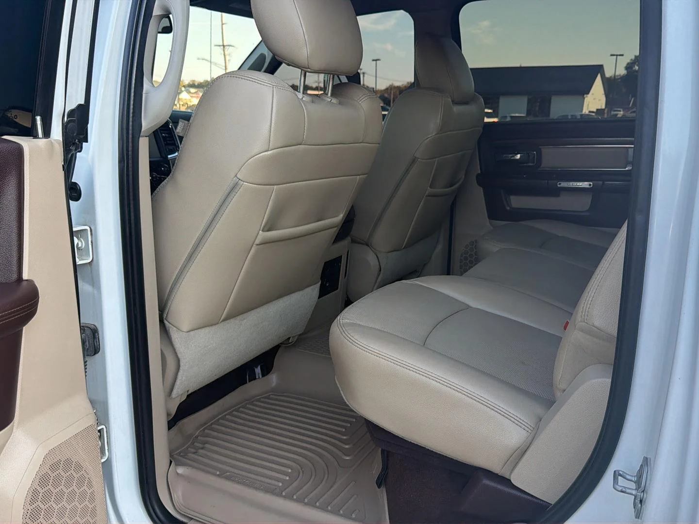 Used 2015 Bright White Clearcoat Ram Laramie image 10