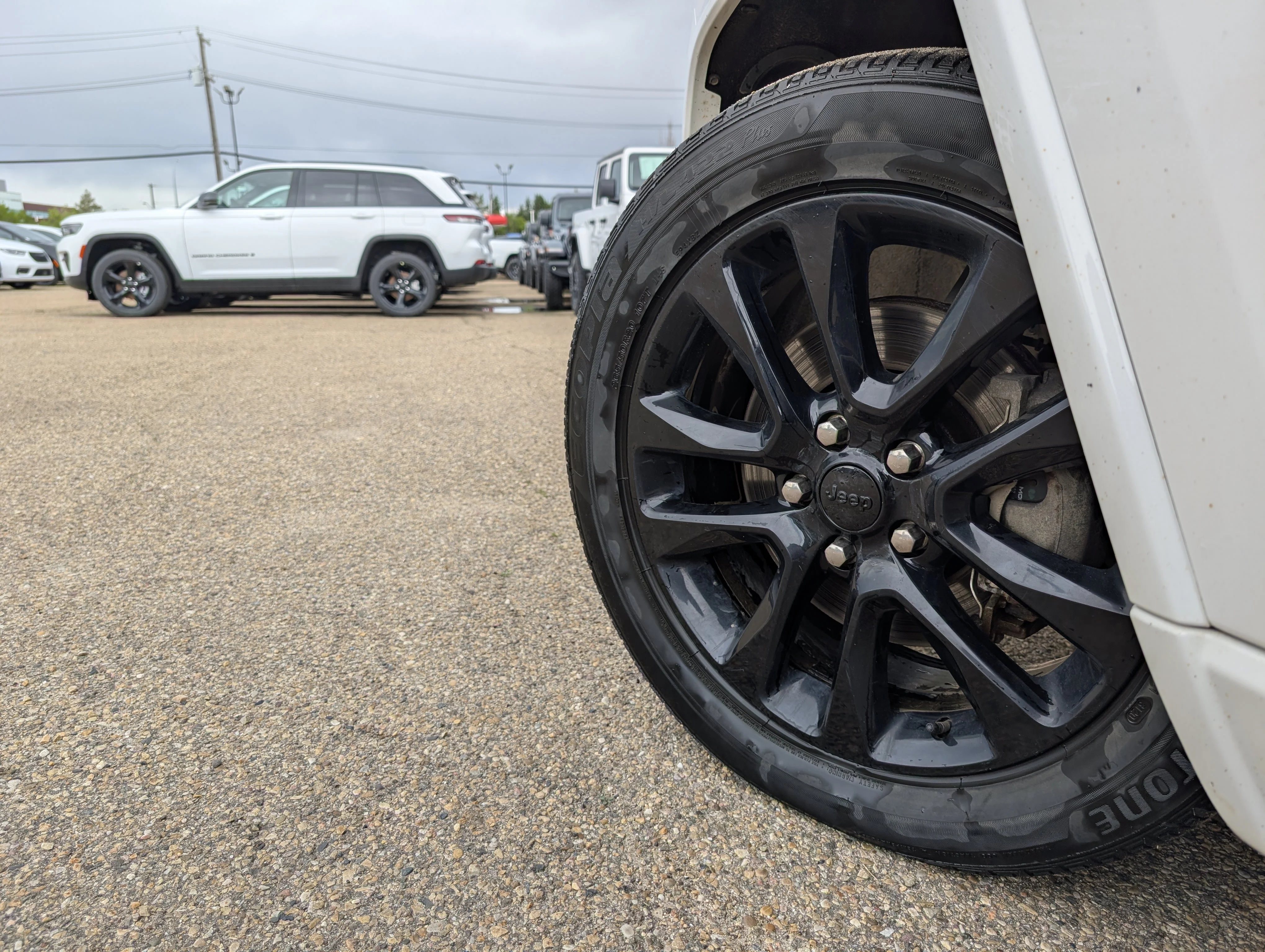 Used 2021 Bright White Jeep Altitude image 12