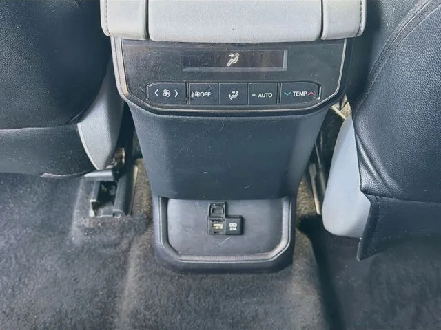Used 2020 White Toyota LE image 26