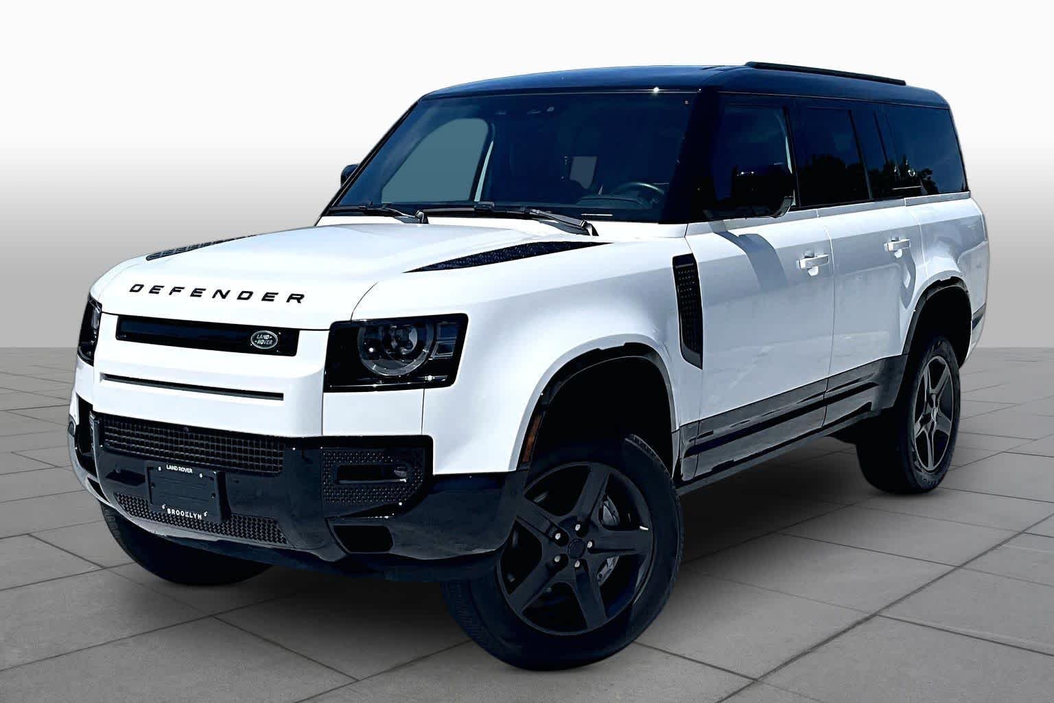 2024 Land Rover Defender 130 X-Dynamic SE P400's photo