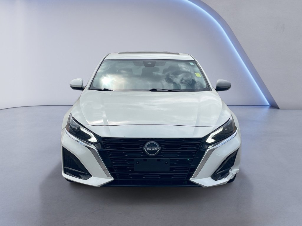 Used 2023 Pearl White Tricoat Nissan 2.5 SL image 24