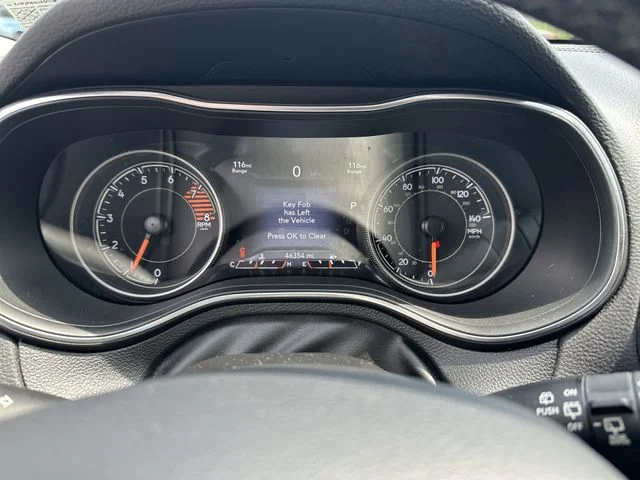 Used 2019 Silver Jeep Limited image 12