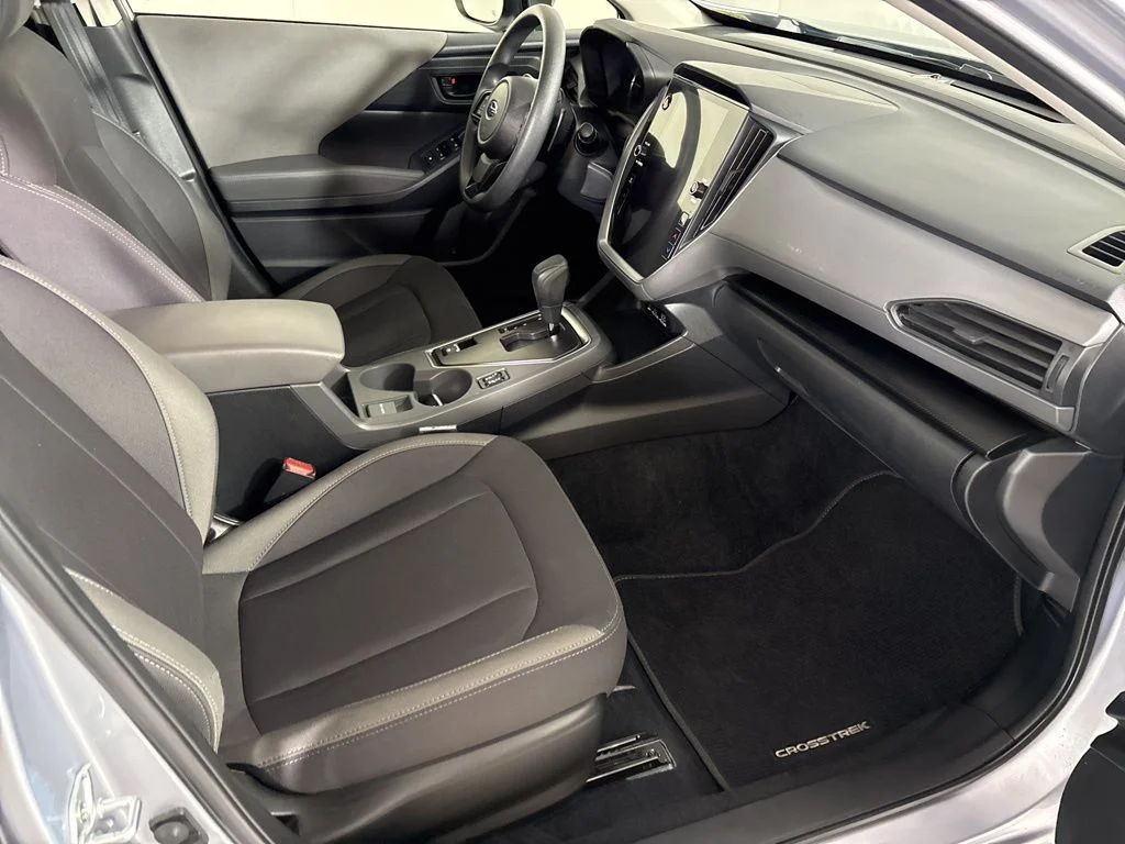 Used 2025 Silver Subaru Premium image 20