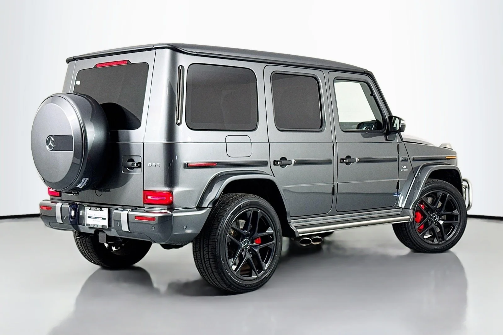 Certified Used 2023 MANUFAKTUR Graphite Metallic Mercedes-Benz AMG® G 63 image 13