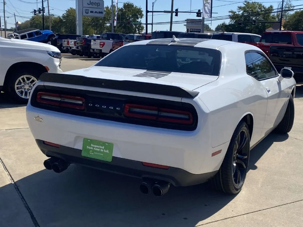 Certified Used 2016 White Dodge R/T image 9