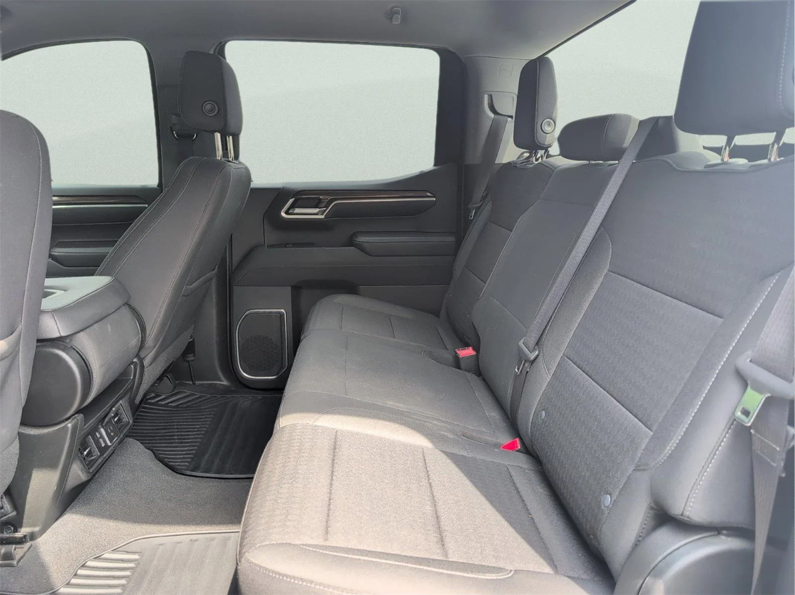 Used 2022 Summit White Chevrolet LT image 29