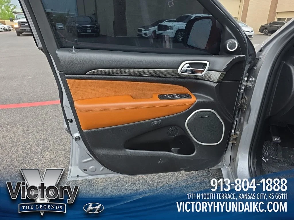 Used 2021 Silver Jeep Trackhawk image 10