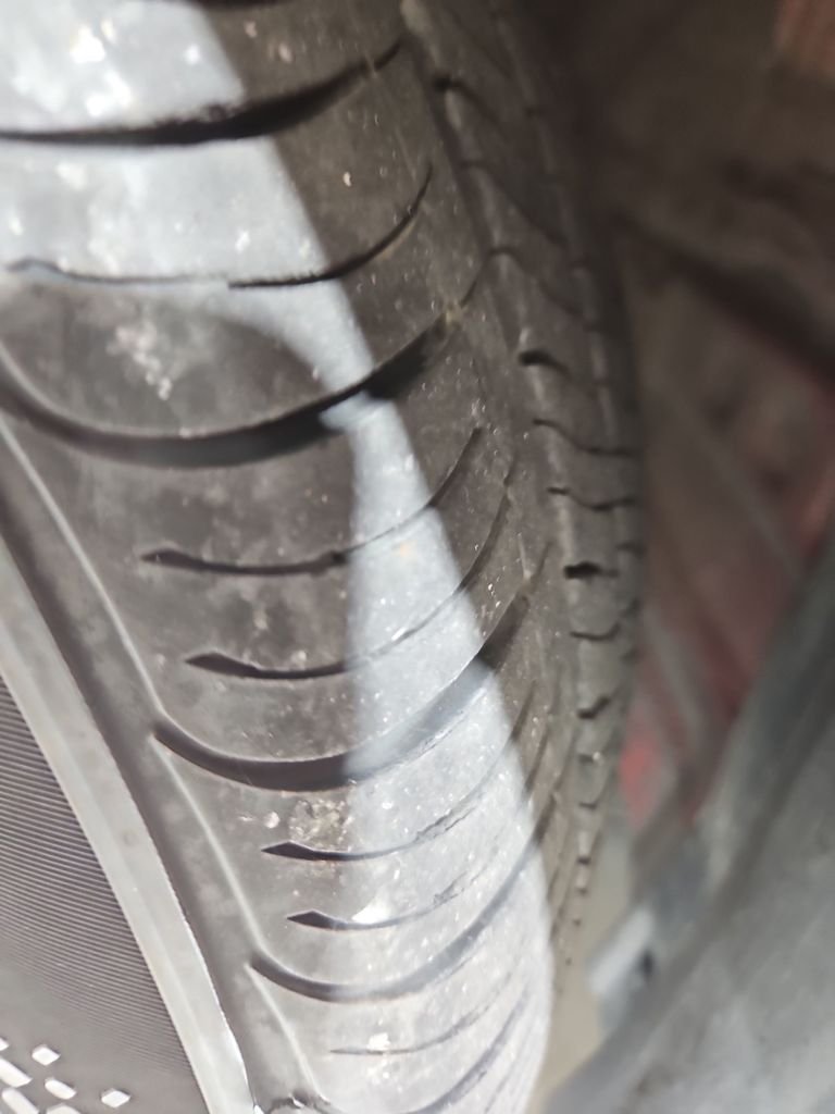 Used 2019 Red Hyundai Value Edition image 28