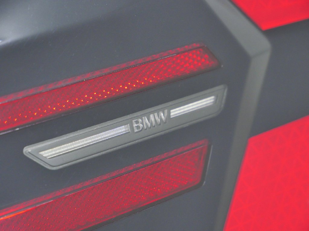 New 2026 Dravit Grey Metallic BMW M60i image 18