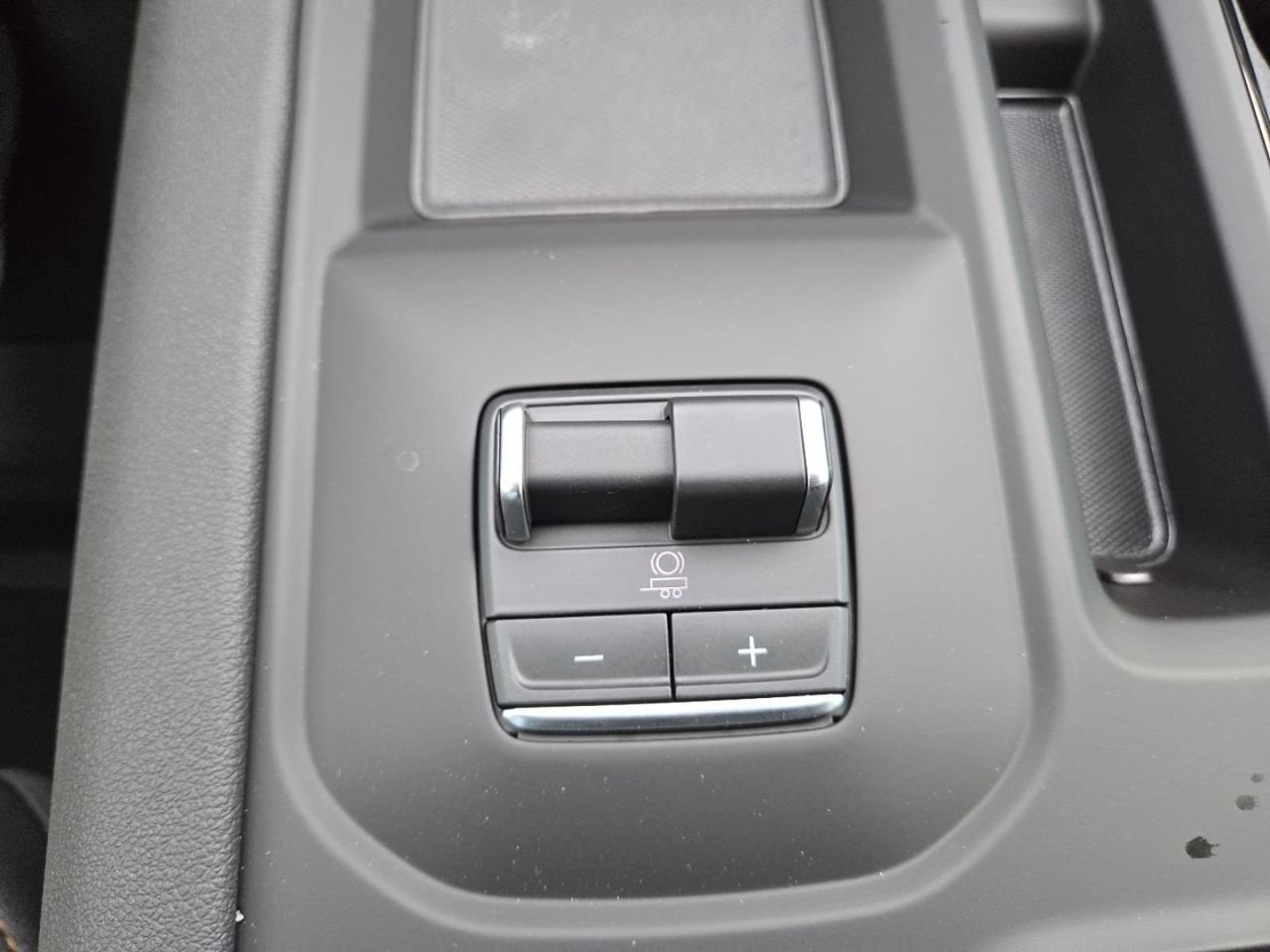2026 GMC Sierra 2500HD AT4 - Photo 10