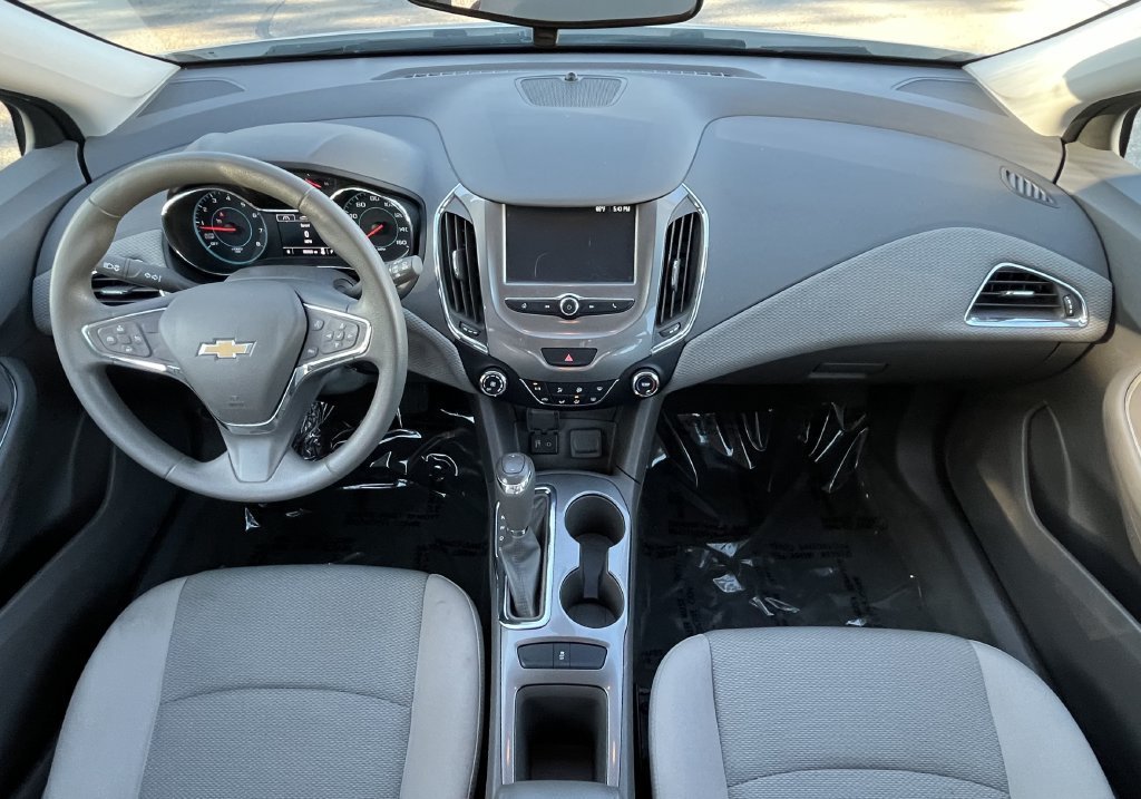 2018 Chevrolet Cruze LT - Photo 13