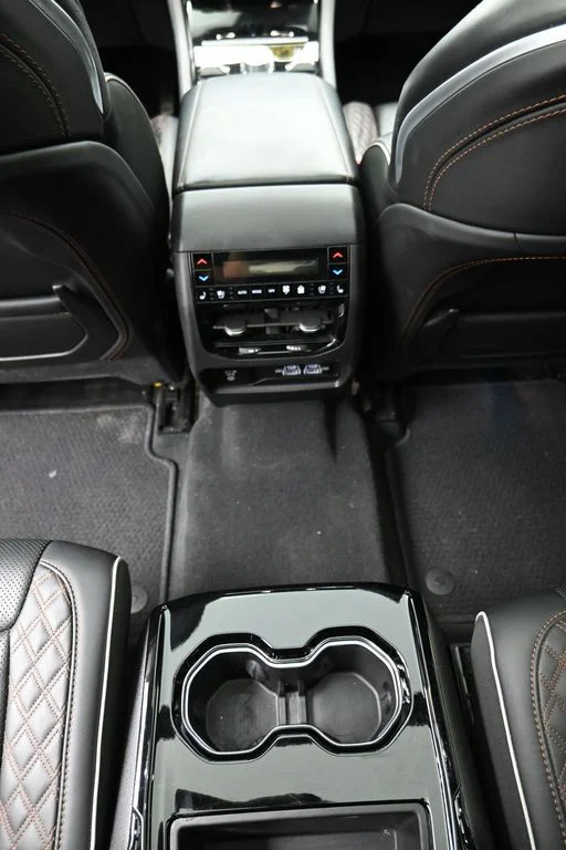 Used 2023 White Jeep Summit image 31