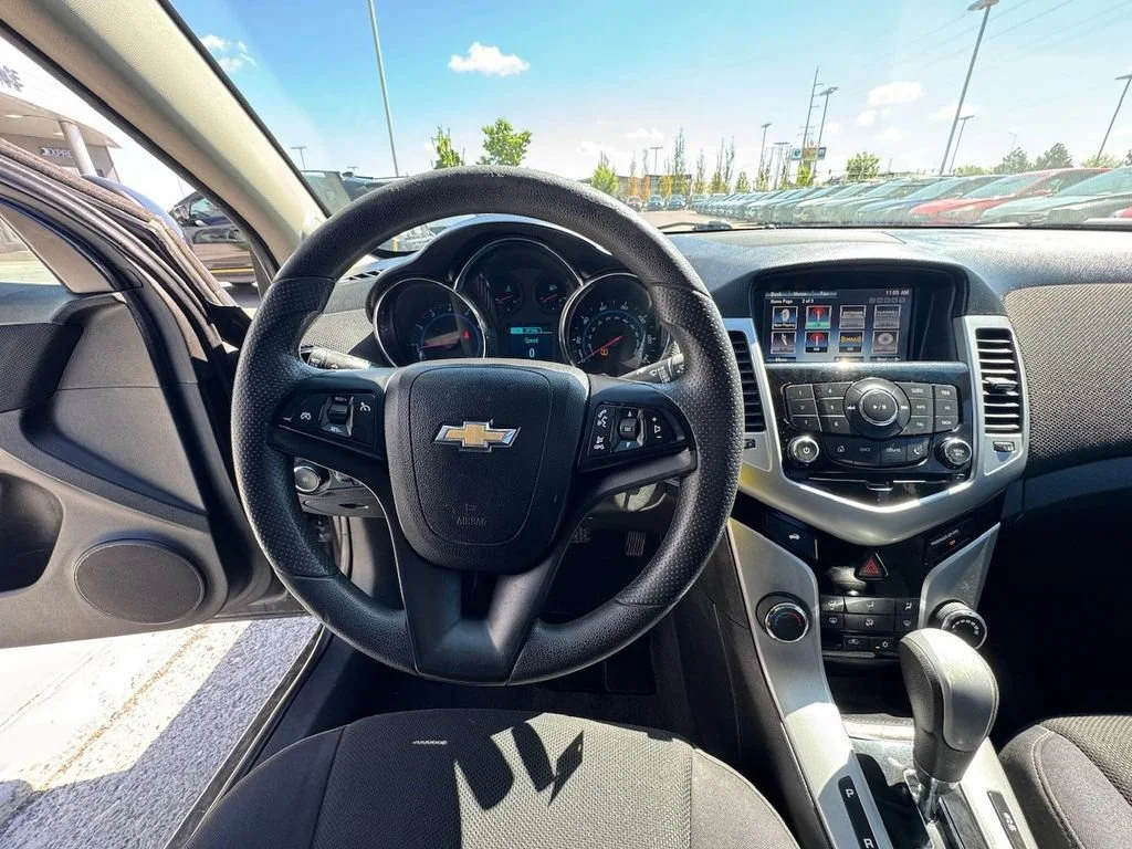 Used 2015 Tungsten Metallic Chevrolet LT image 11