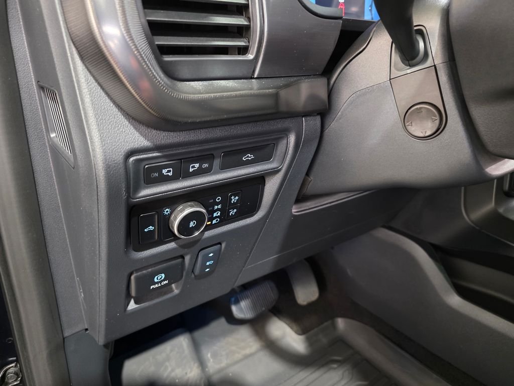 Used 2024 Blue Ford Lariat image 28
