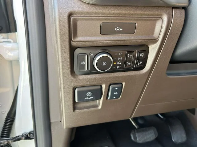 New 2026 White Ford King Ranch image 15
