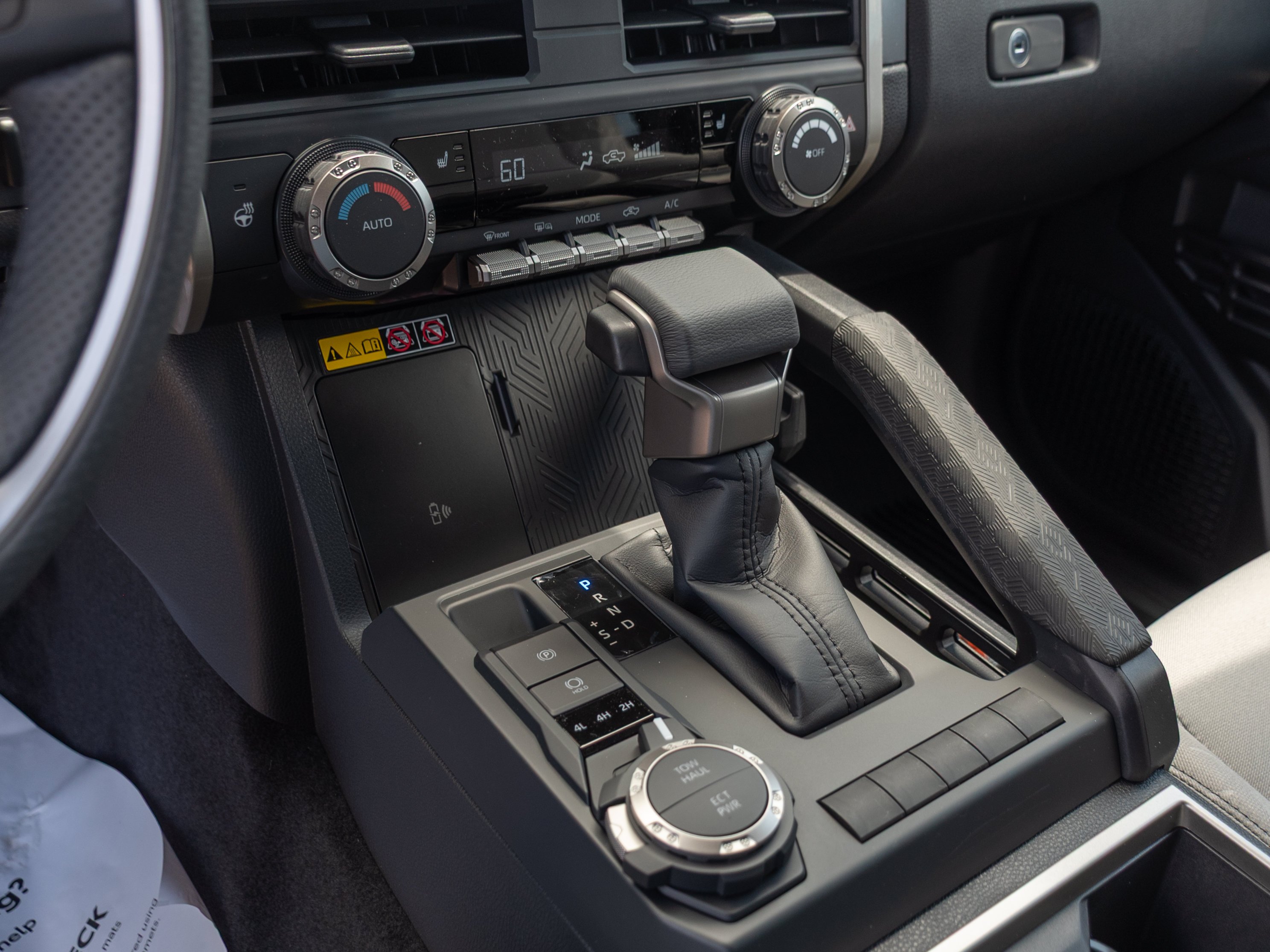 2026 Toyota Tacoma SR5 - Photo 14