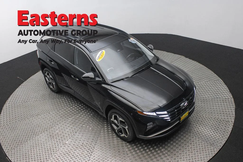 Used 2022 Black Hyundai SEL image 3