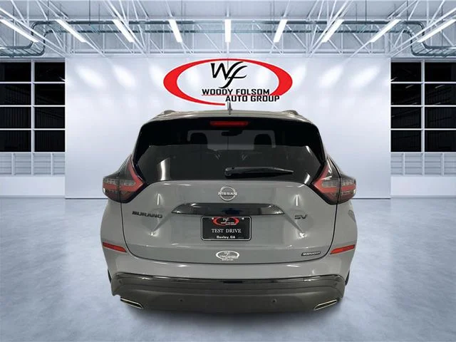 Used 2024 Gray Nissan SV image 5