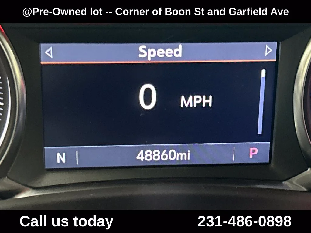 Used 2024 Blue GMC SLT image 26