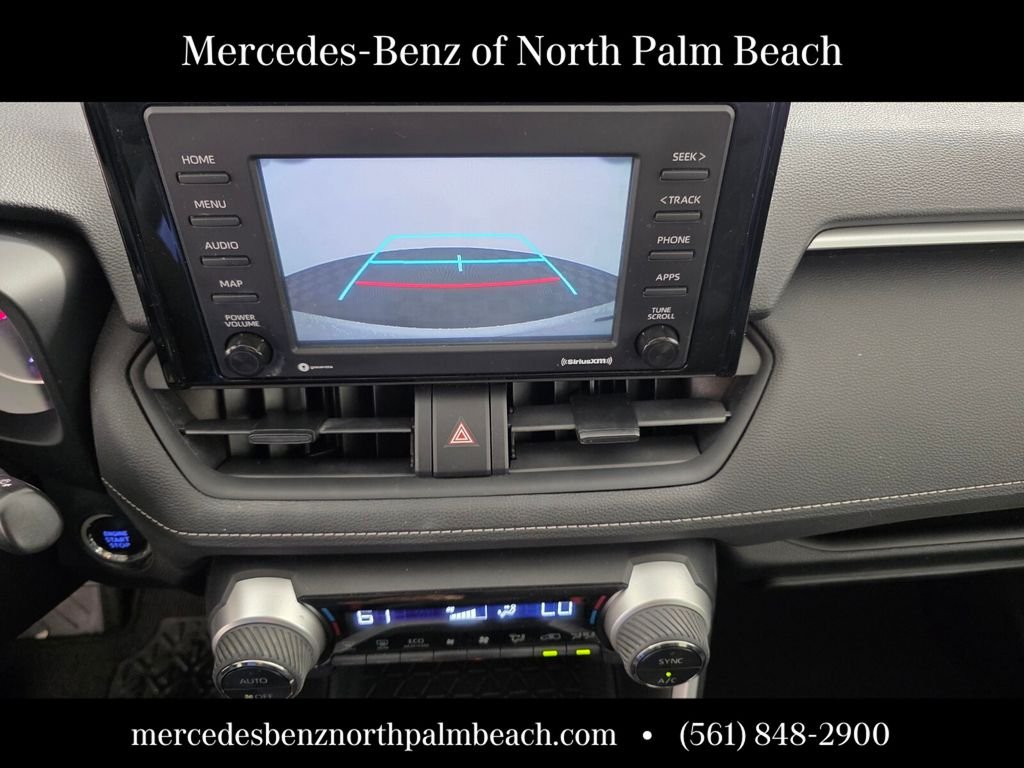 Used 2021 White Toyota XLE image 21