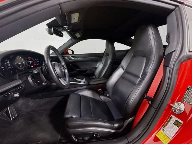 Used 2020 Red Porsche Carrera image 11
