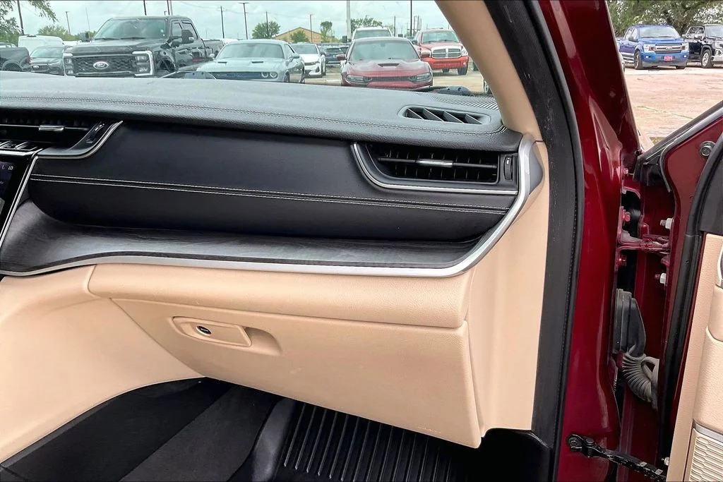 Used 2021 Red Jeep Limited image 23