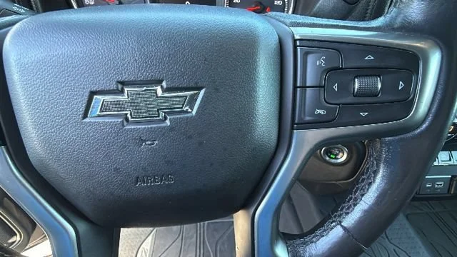 Used 2019 NORTHSKY BLUE METALLIC Chevrolet RST image 20