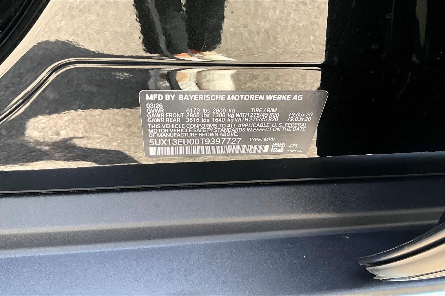 New 2026 Black Sapphire Metallic BMW sDrive40i image 18