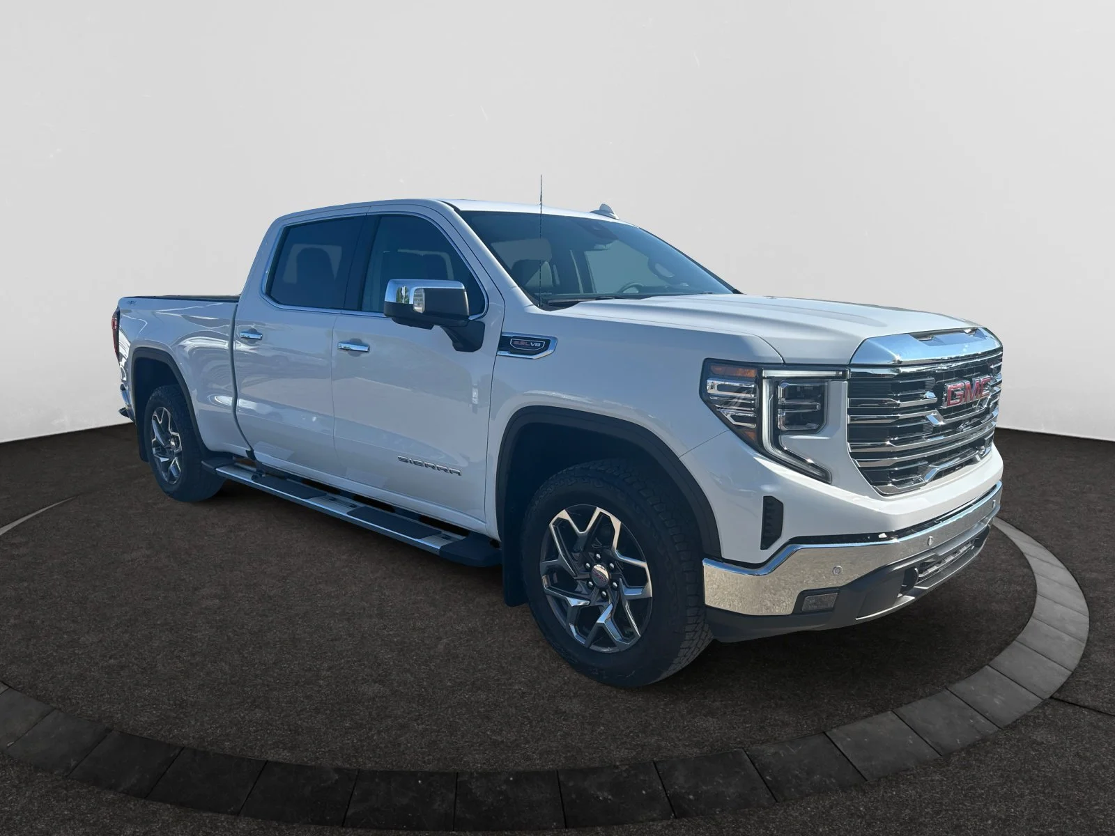 New 2026 Summit White GMC SLT image 7