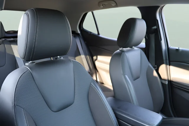 Used 2021 Blue Buick Preferred image 17