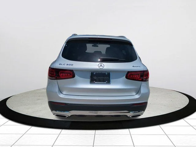Used 2020  Mercedes-Benz GLC 300 image 4