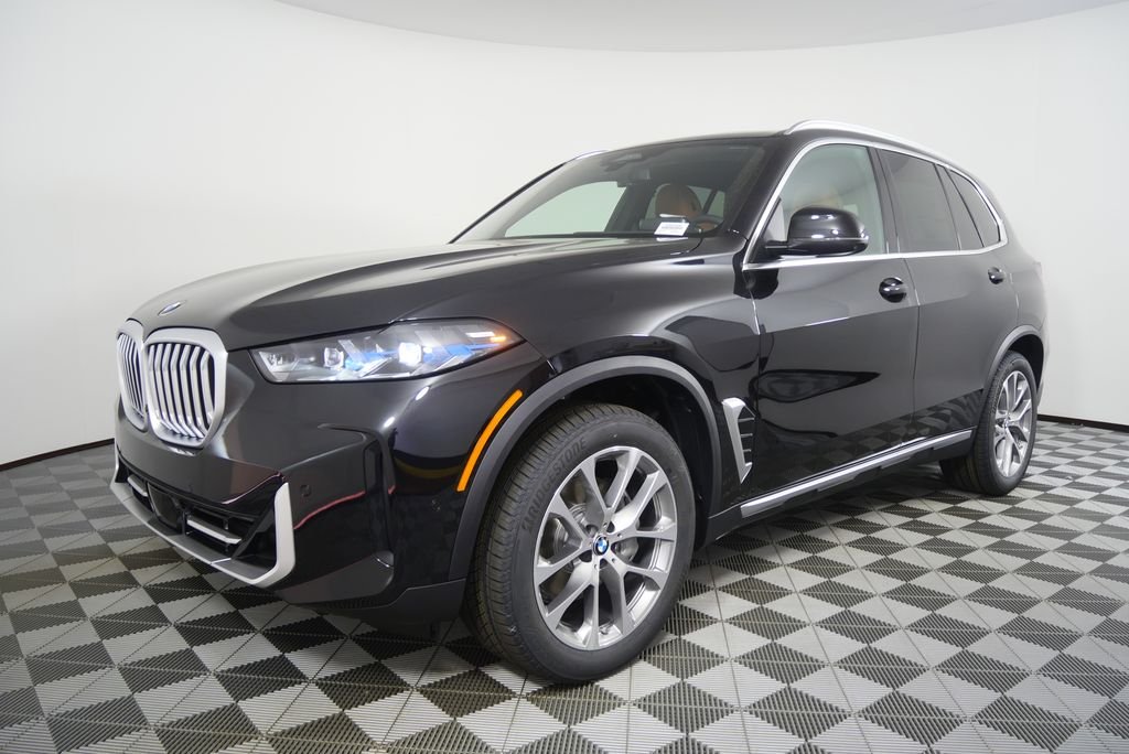 New 2026 Black Sapphire Metallic BMW xDrive40i image 7