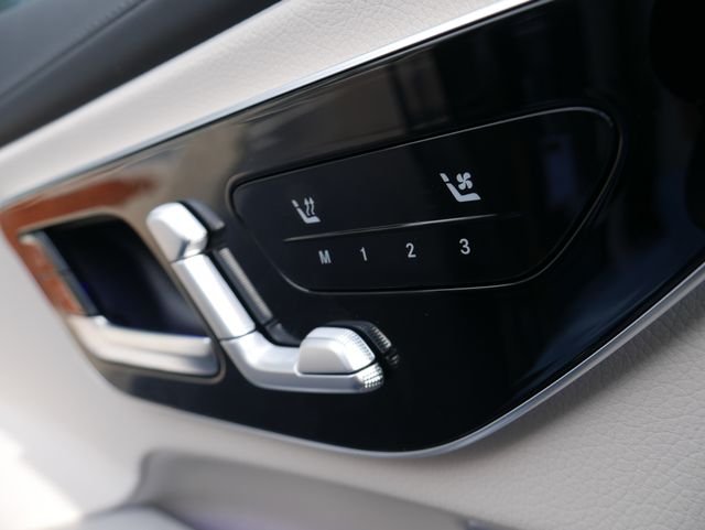 New 2027 Obsidian Black Metallic Mercedes-Benz AMG® CLE 53 4MATIC+ Coupe image 17