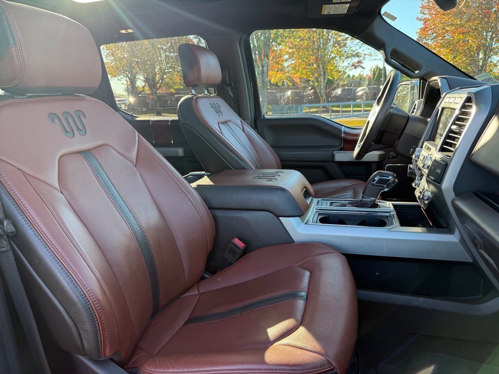 Used 2018 Blue Jeans Metallic Ford King Ranch image 27