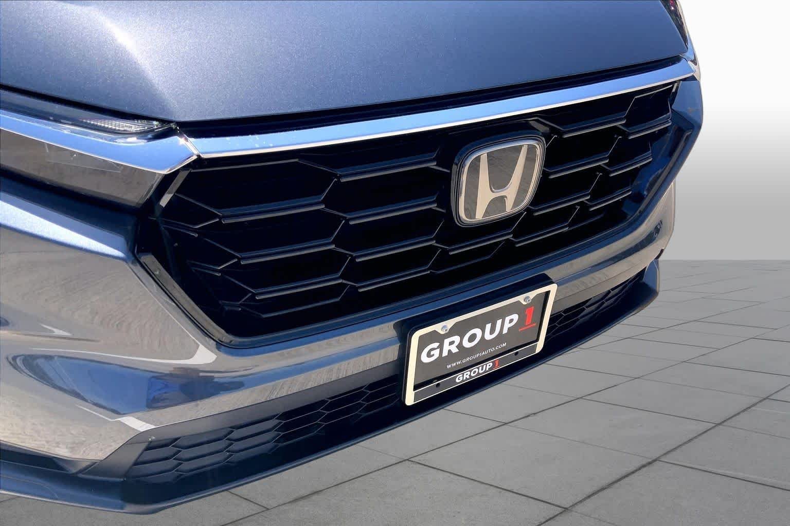 Used 2025 Meteorite Gray Metallic Honda EX image 29