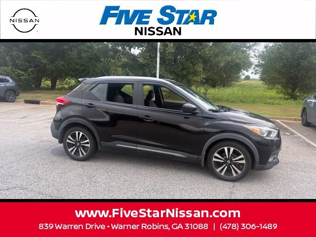 Used 2020 Black Nissan SR image 6