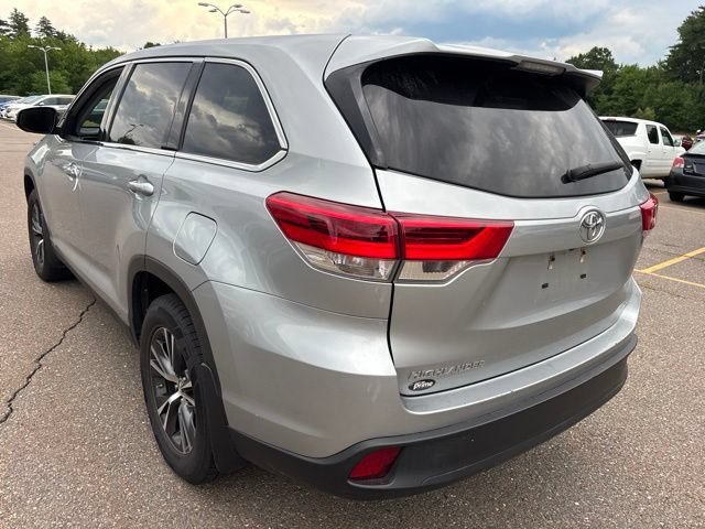 Used 2019 Celestial Silver Metallic Toyota LE image 7
