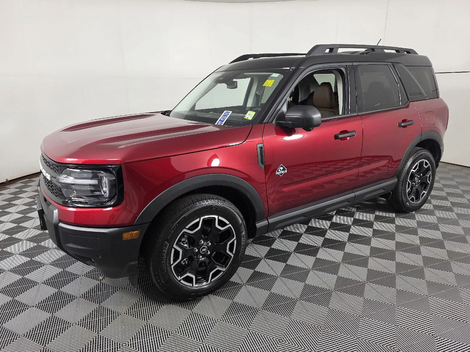 Certified Used 2026 Ruby Red Metallic Tinted Clearcoat Ford Outer Banks image 6