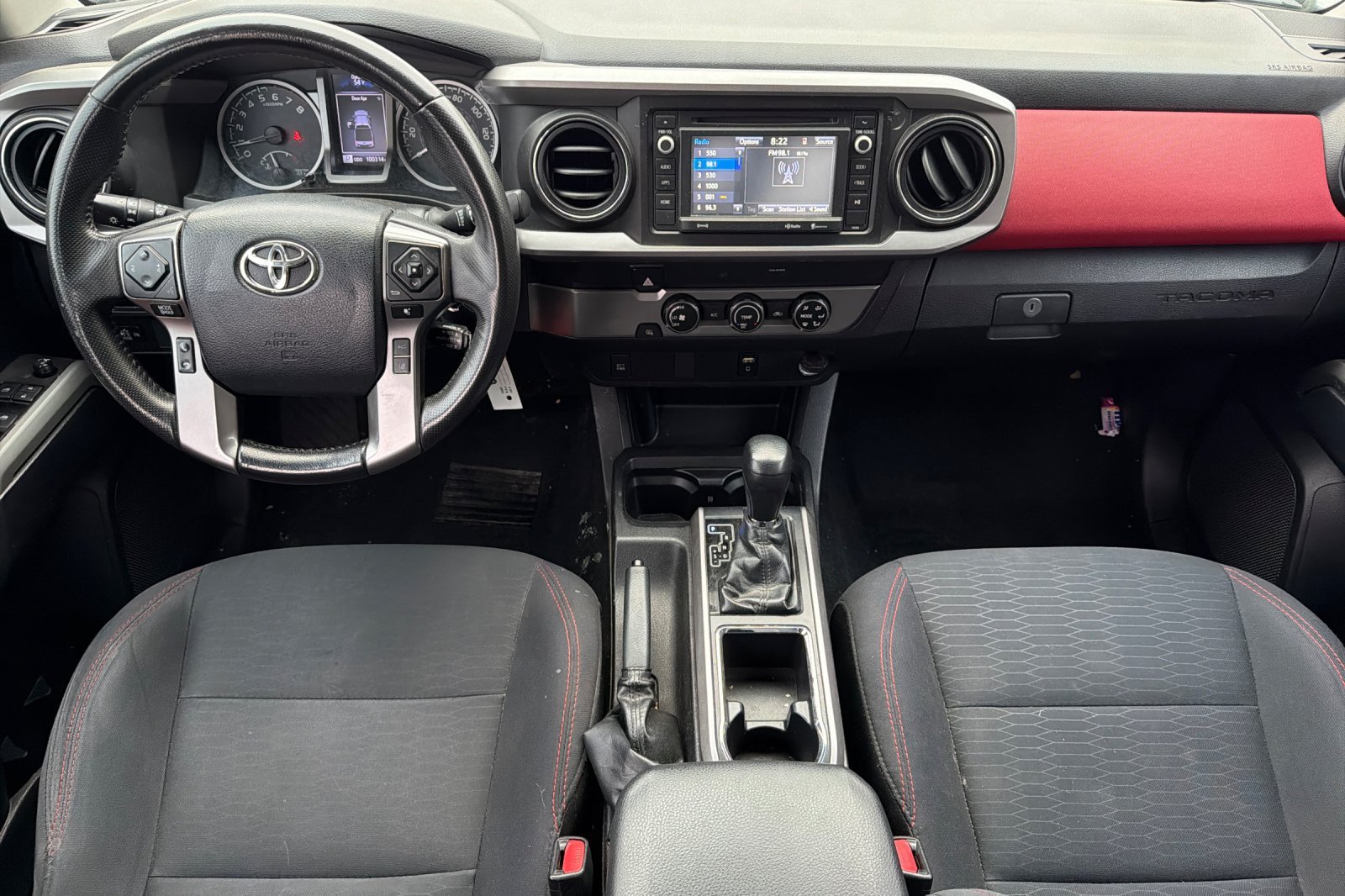 Used 2019 White Toyota SR5 image 17