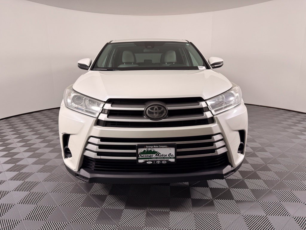 Used 2019 White Toyota LE image 3