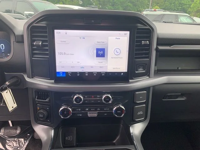New 2026 Black Ford XLT image 30