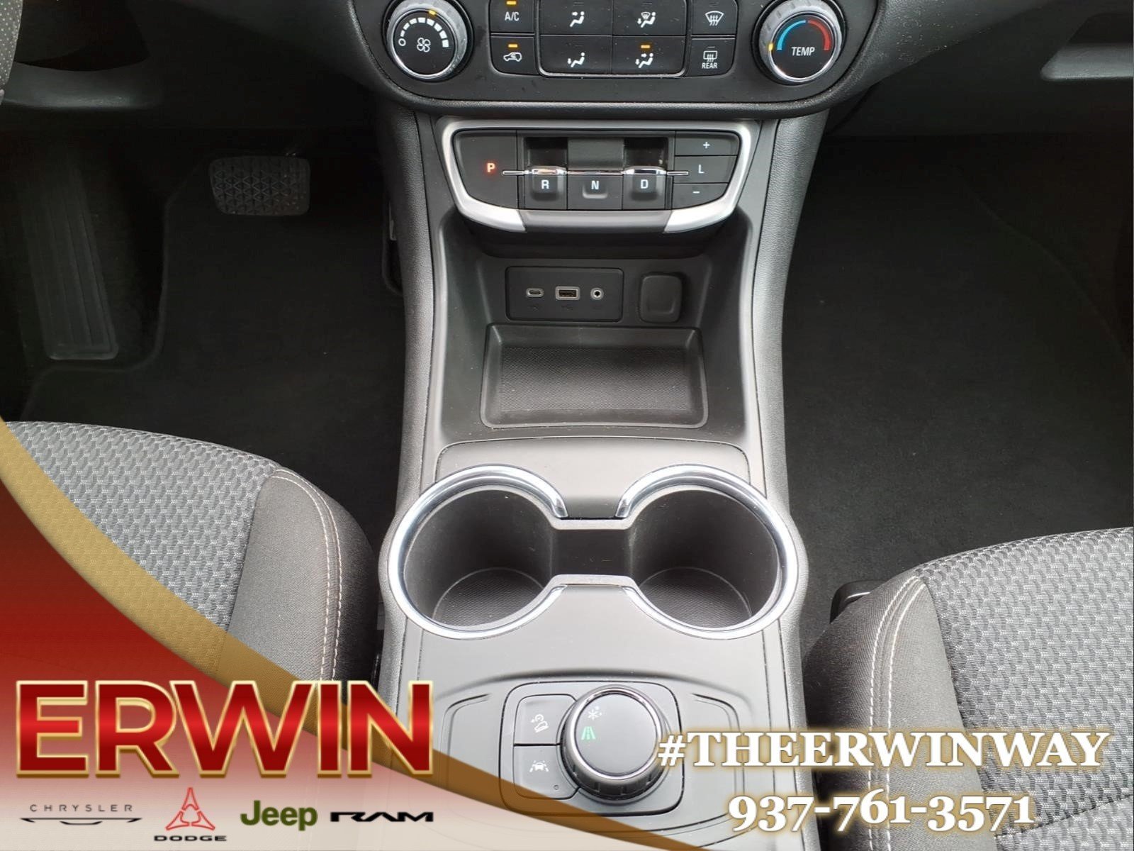 Used 2023 Summit White GMC SLE image 23