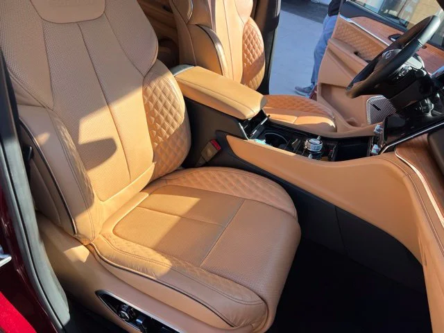 Certified Used 2025 Red Jeep Summit Reserve image 30