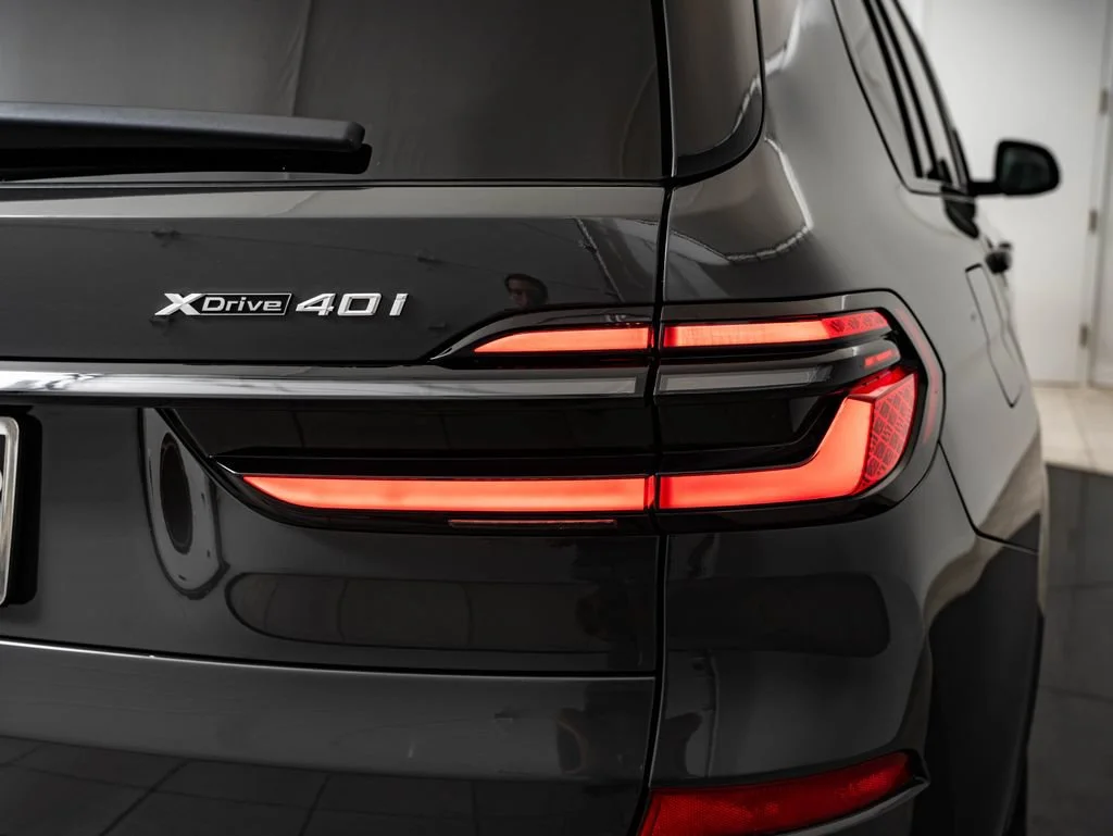 New 2027 Dravit Grey Metallic BMW xDrive40i image 9